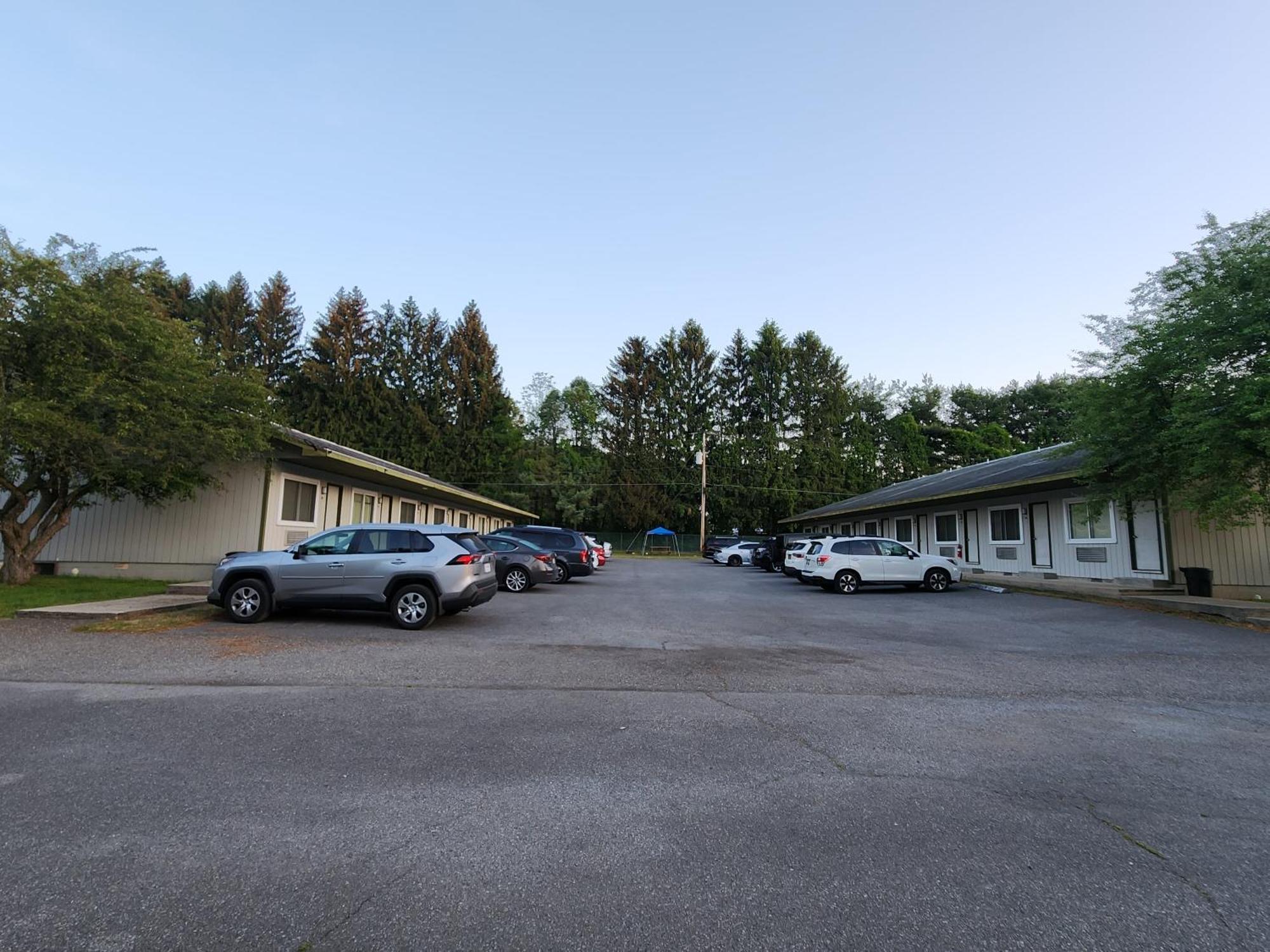 דלאוור ווטר גאפ Glenwood Inn & Conference Center מראה חיצוני תמונה